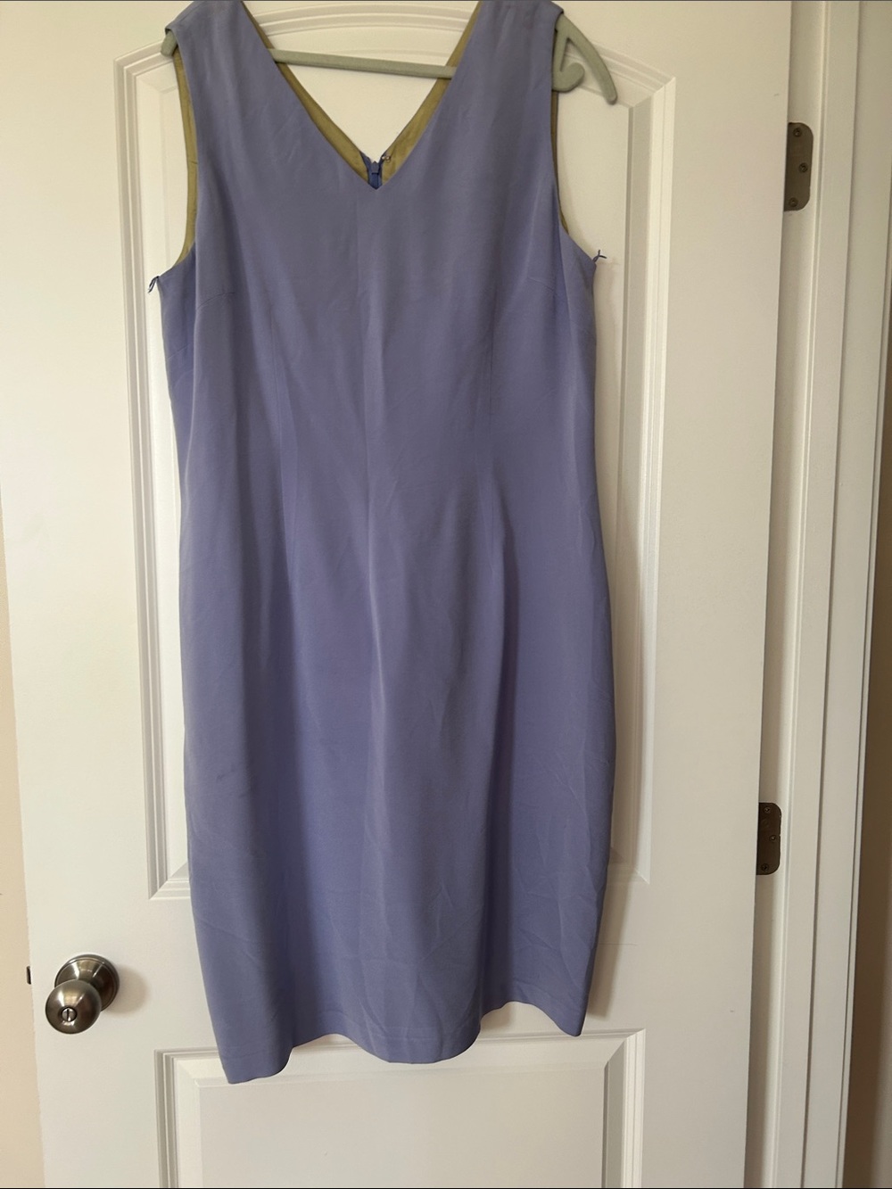 Classic Sleeveless Lavender Shift Dress